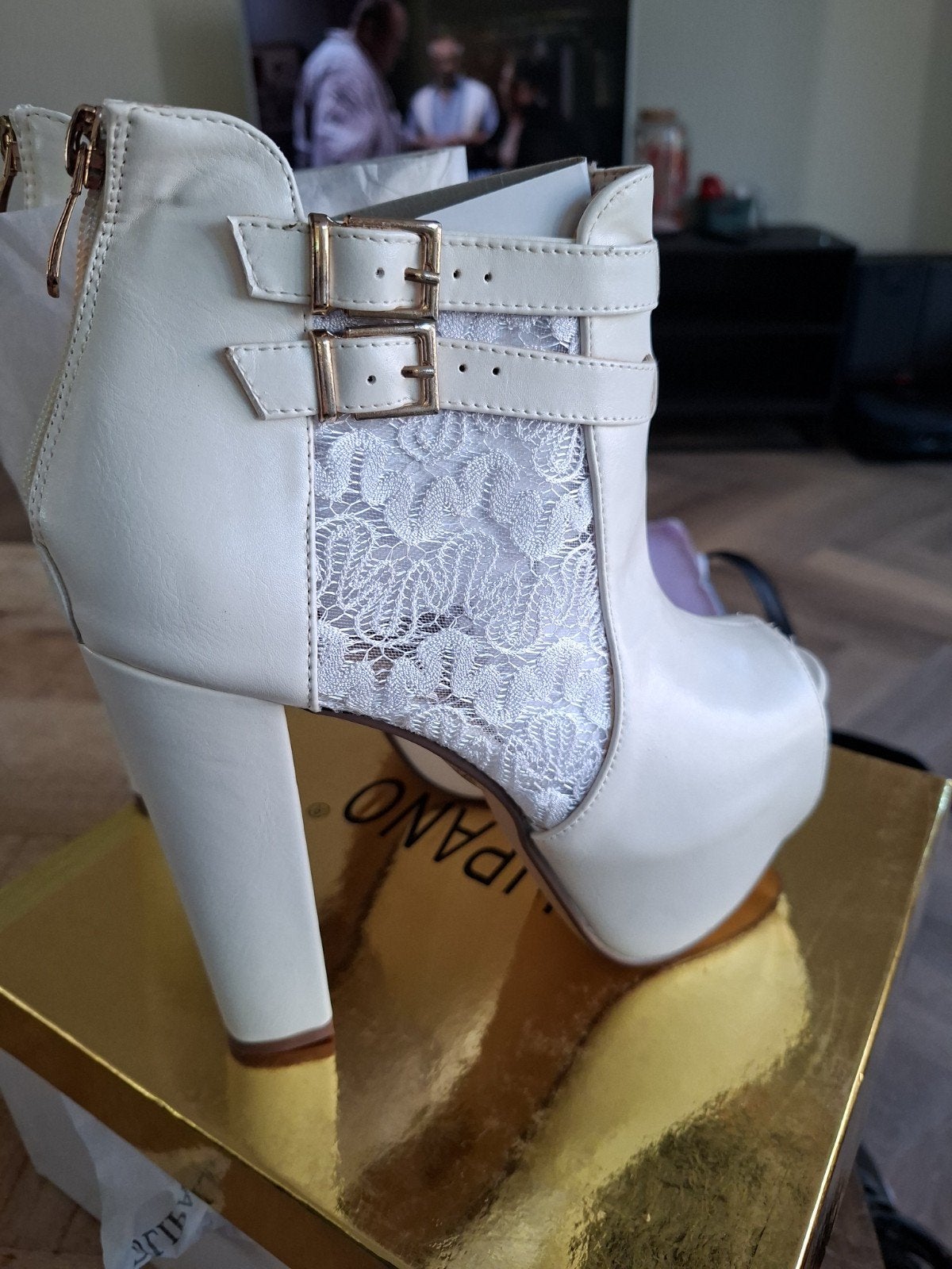 Nieuwe TULIPANO Peep-Toe Enkellaarsjes - Maat 38, Wit, Lage of Enkellaarzen, Nieuw, Ophalen of Verzenden