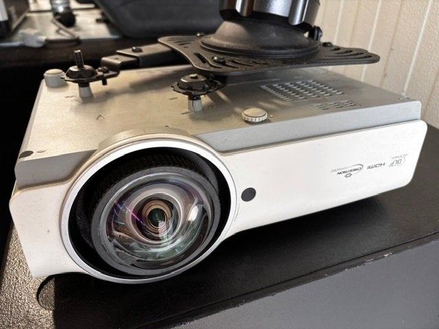 Vivitek short throw beamer, Audio, Tv en Foto, Beamers, Ophalen, Xx, Xx, DLP
