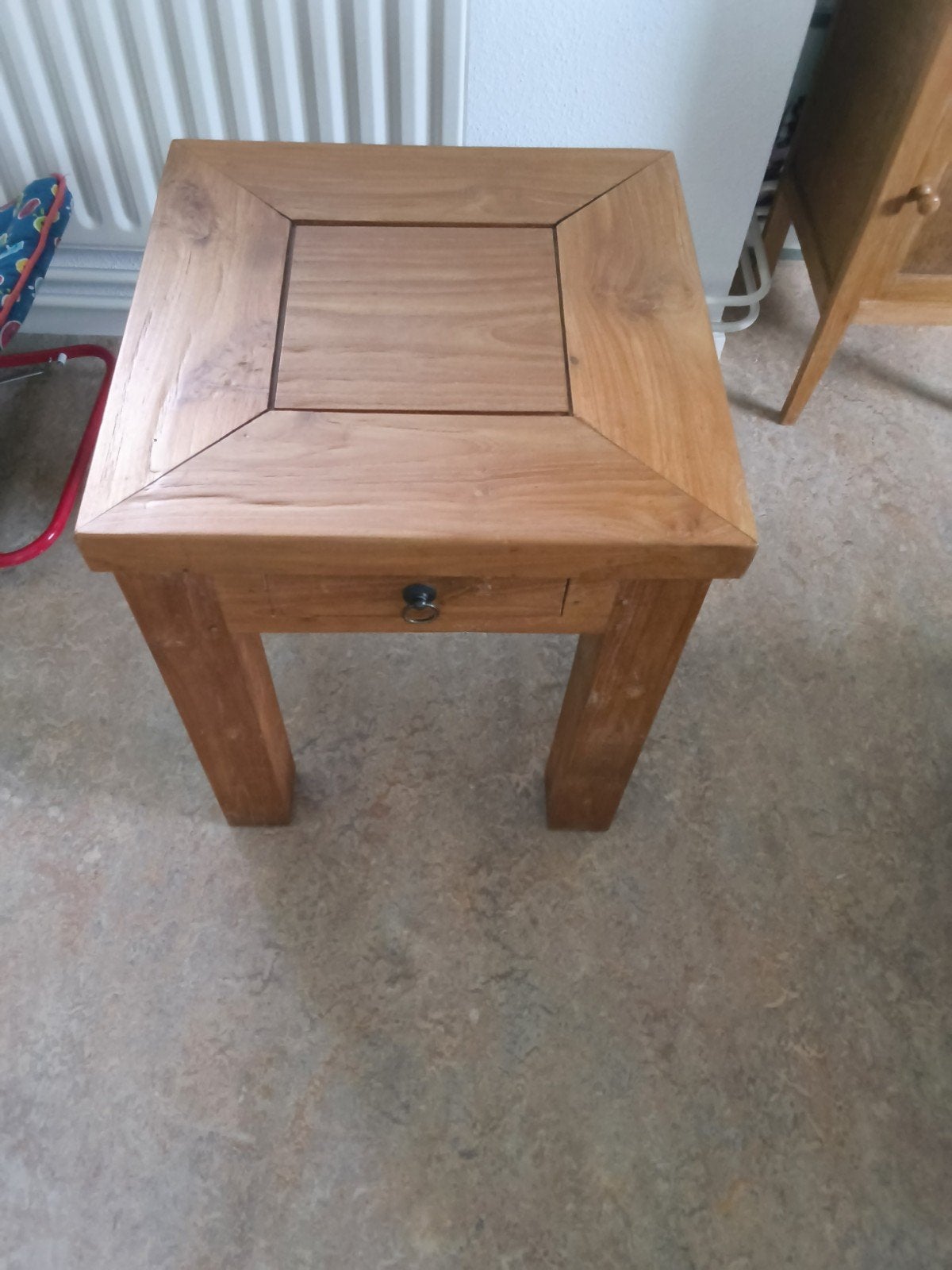 teak bijzettafel, Huis en Inrichting, Gebruikt, Vierkant, 55 tot 75 cm, Hout
