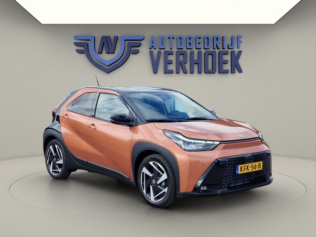 Toyota Aygo X Hybrid 115 Envy JBL Audio - NL Auto (bj 2026), Auto's, Toyota, Automaat, 12 maanden, Gebruikt, Euro 6