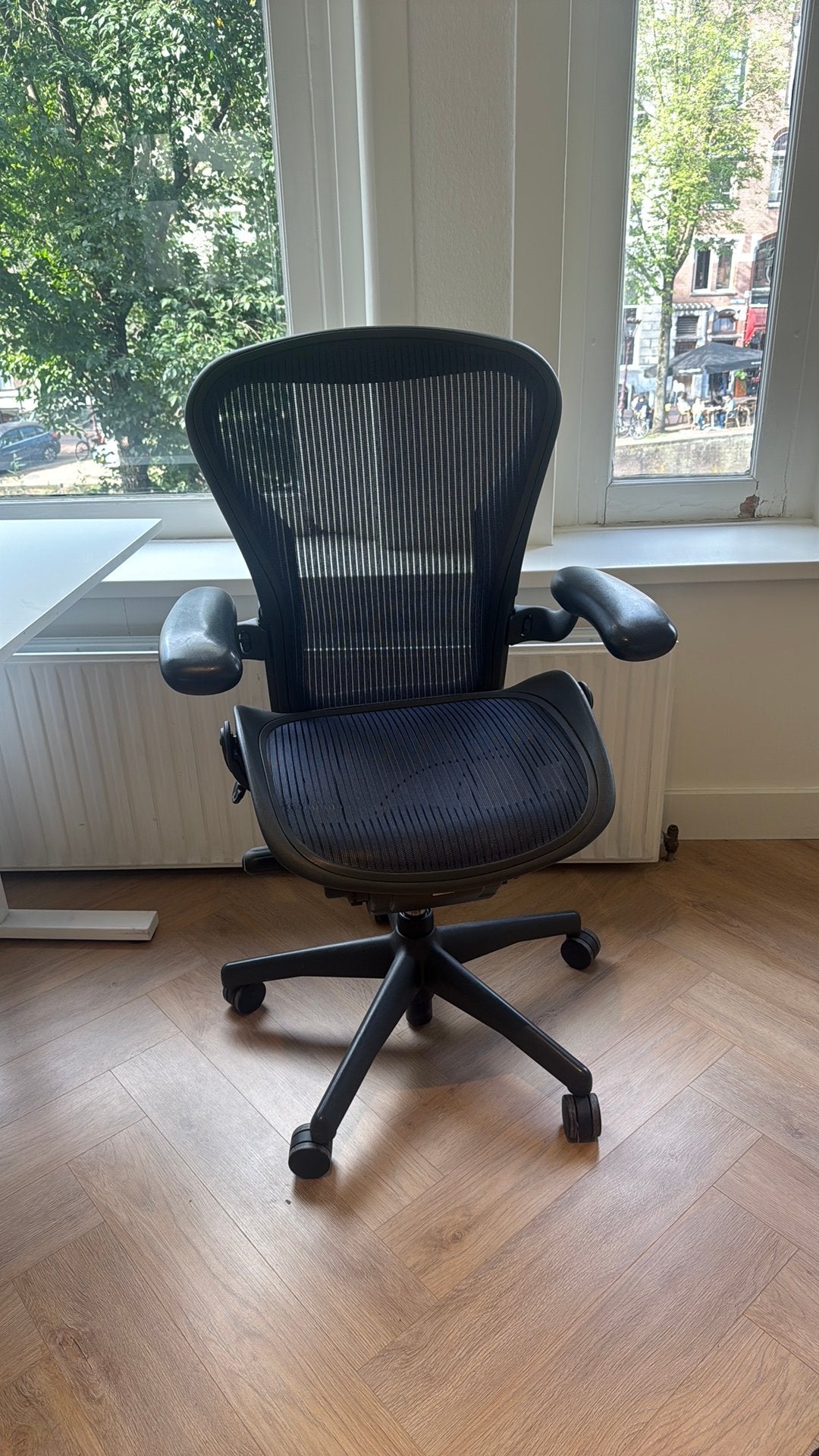 Herman Miller Aeron Refurbished