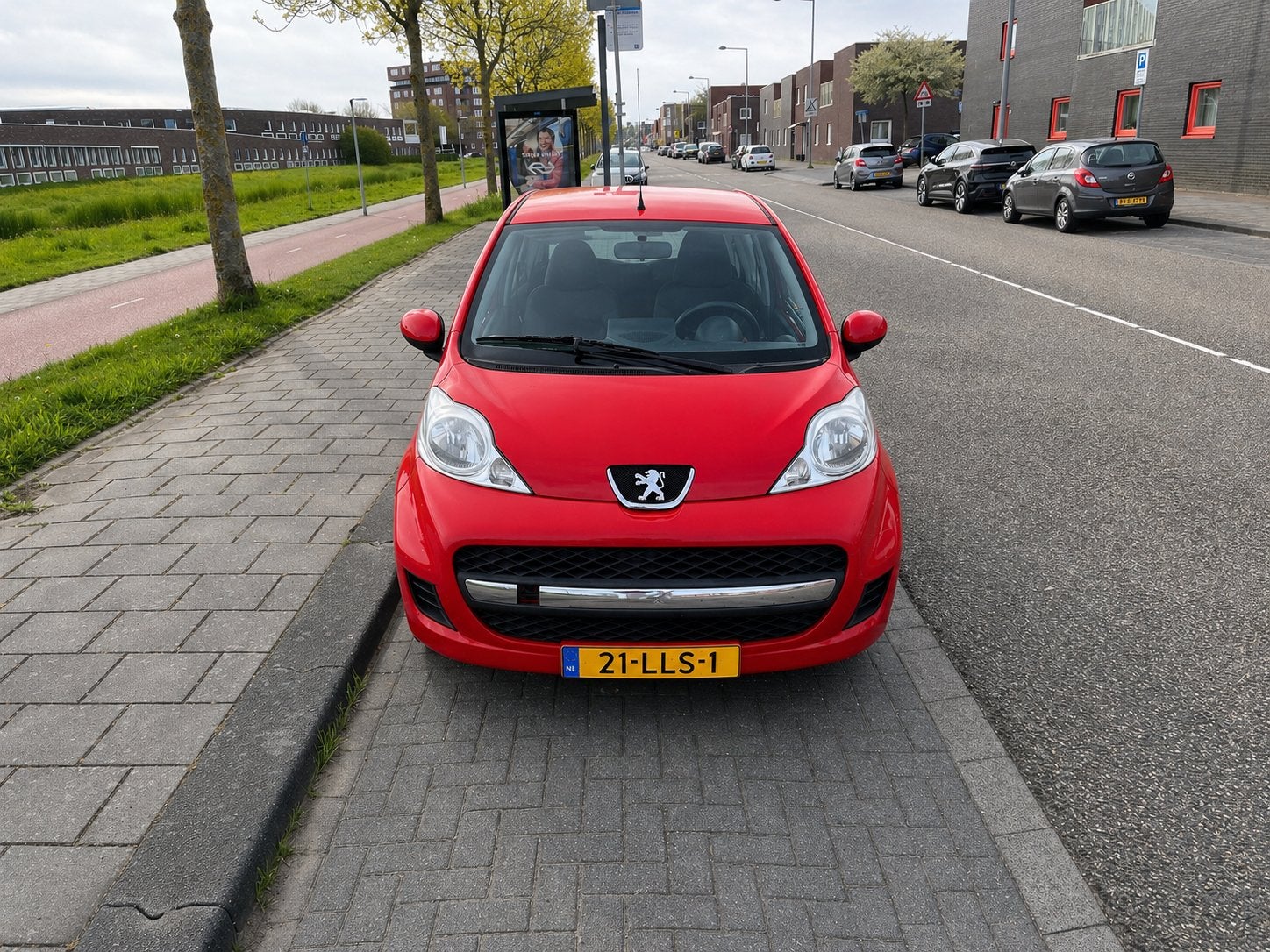 Peugeot 107 NIEUWE APK 3DR 2010, Voorwielaandrijving, 4 stoelen, 68 pk, Origineel Nederlands