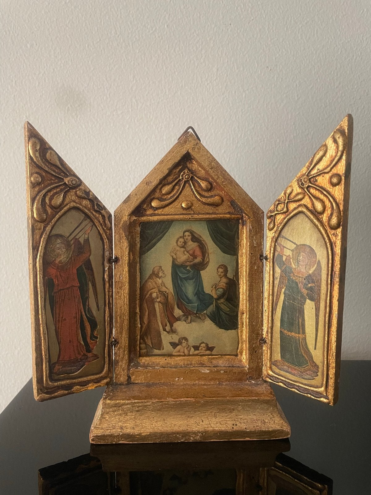 Antiek drieluik met religieuze voorstelling, Antiek en Kunst, Ophalen of Verzenden