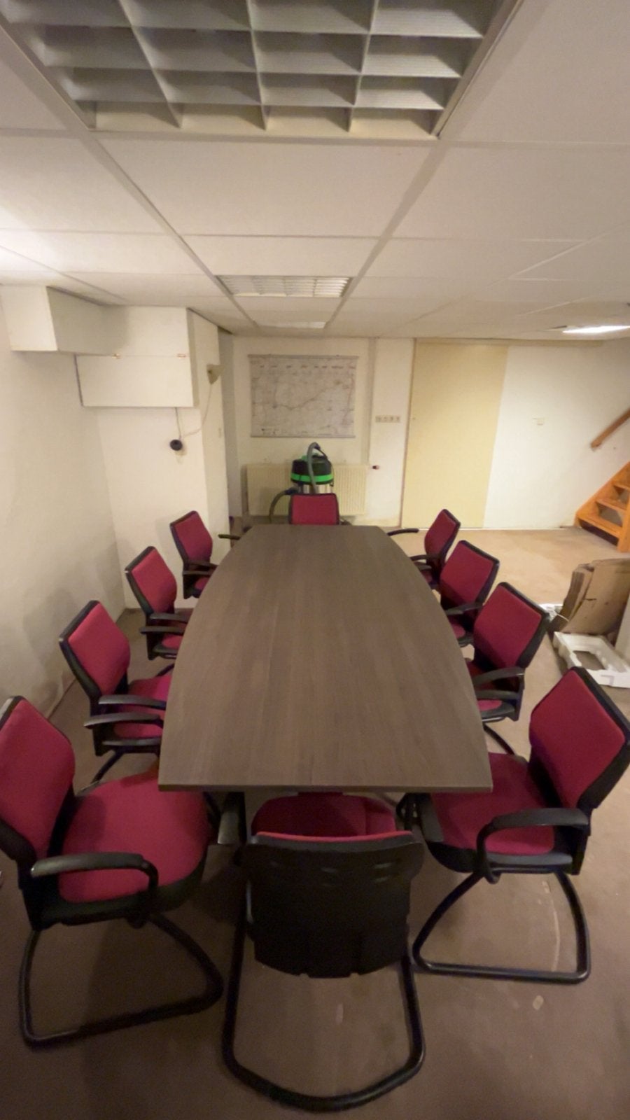 Vergadertafel + 10 stoelen., Ophalen, Gebruikt, 100 tot 150 cm, Vijf personen of meer