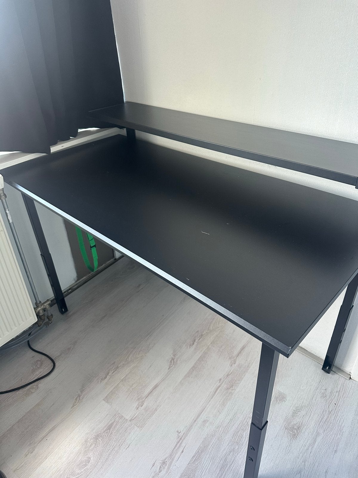 IKEA UTVSNING Gamingbureau - Hoogte verstelbaar, Zwart, Hout, In hoogte verstelbaar, Ophalen of Verzenden