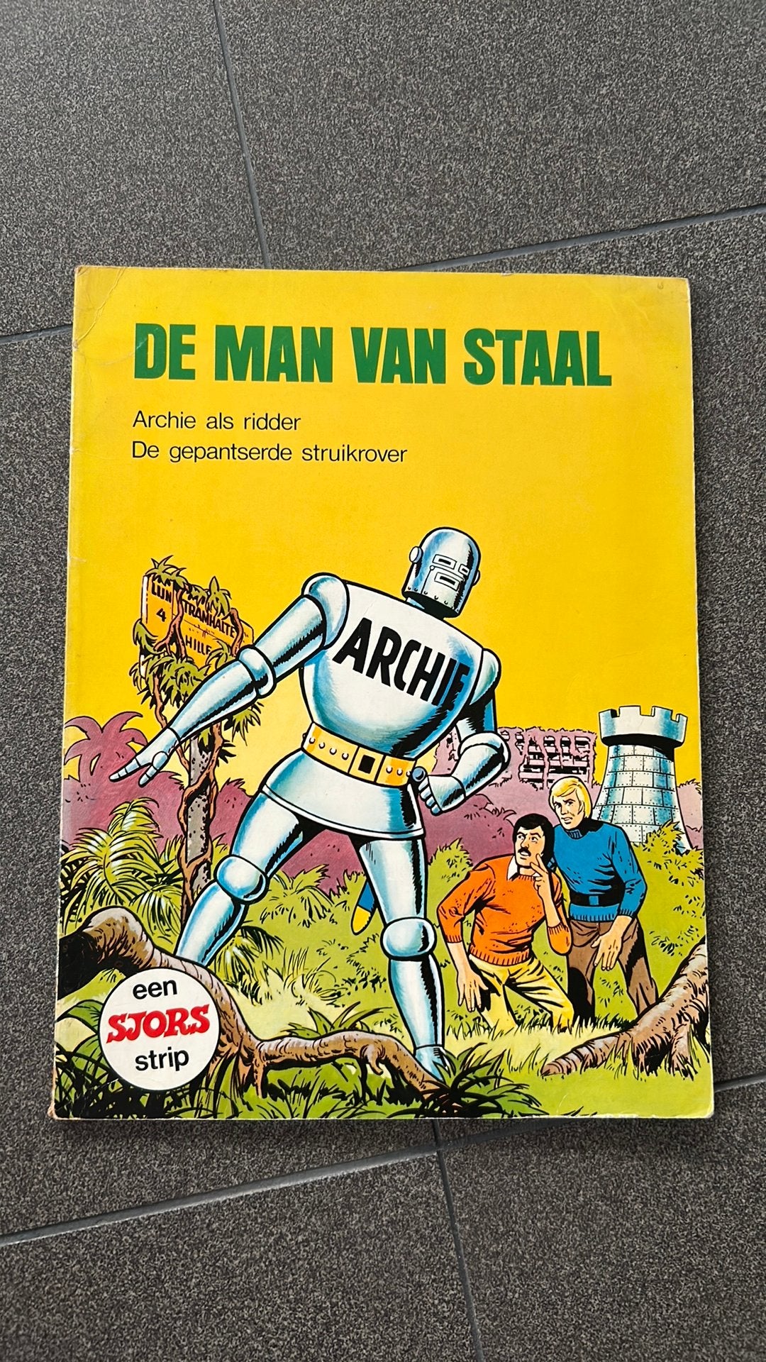 Archie dubbelstrip, De man van Staal, Ophalen of Verzenden, Gelezen, Diverse auteurs