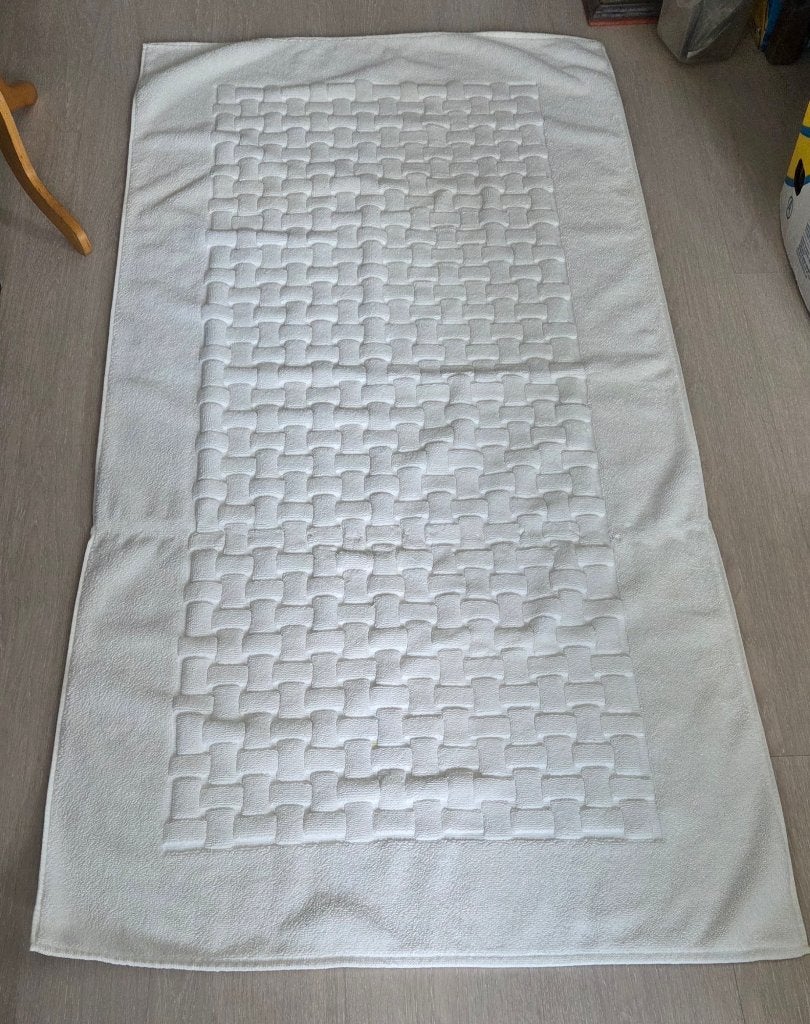 Zgn wit badmat, 160-77 cm. Een nette, witte badmat, Ophalen of Verzenden, Zo goed als nieuw, Wit, Badmat