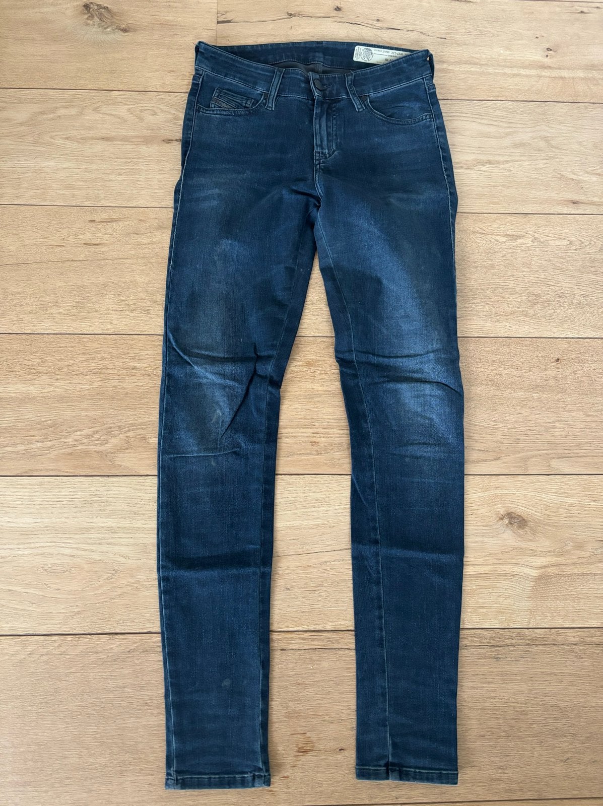 Jeans - Maat W27 L32 - Merk Diesel - Slandy, Ophalen of Verzenden, Zo goed als nieuw, Blauw, W27 (confectie 34) of kleiner