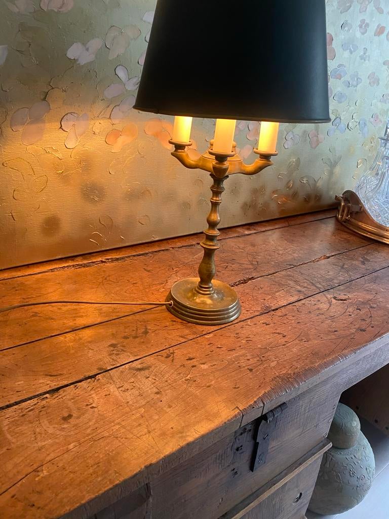 Vintage messing bouillotte lamp met zwarte kap, Antiek en Kunst, Antiek | Lampen, Ophalen of Verzenden