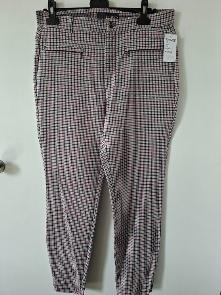 Nieuwe C.RO ruitjesbroek met kaartje, maat 44, Kleding | Dames, Overige kleuren, Maat 42/44 (L), Nieuw, Ophalen of Verzenden