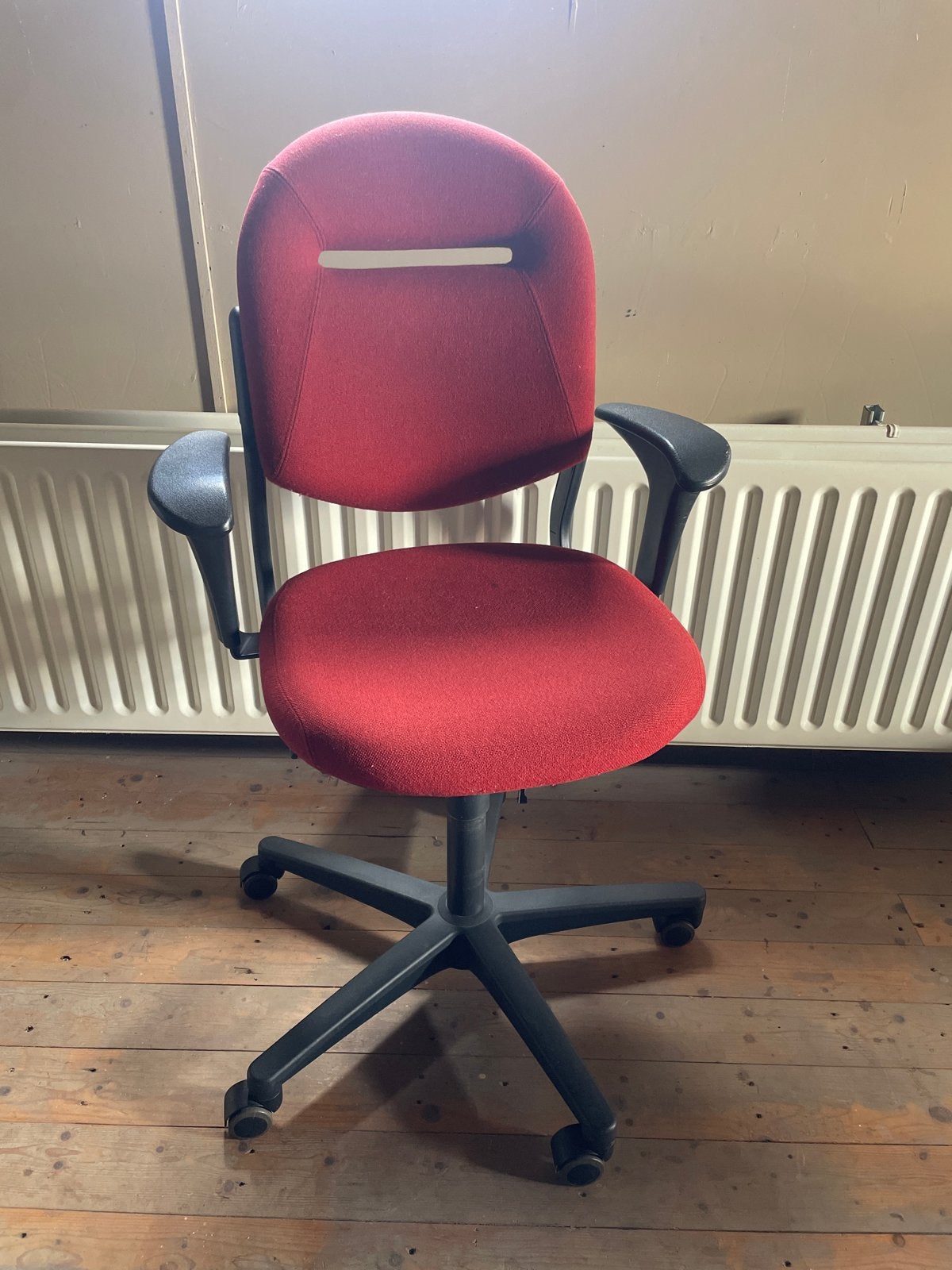 Ergonomische Bureaustoel Rood - Volledig Verstelbaar, Ophalen, Gebruikt, Bureaustoel, Rood