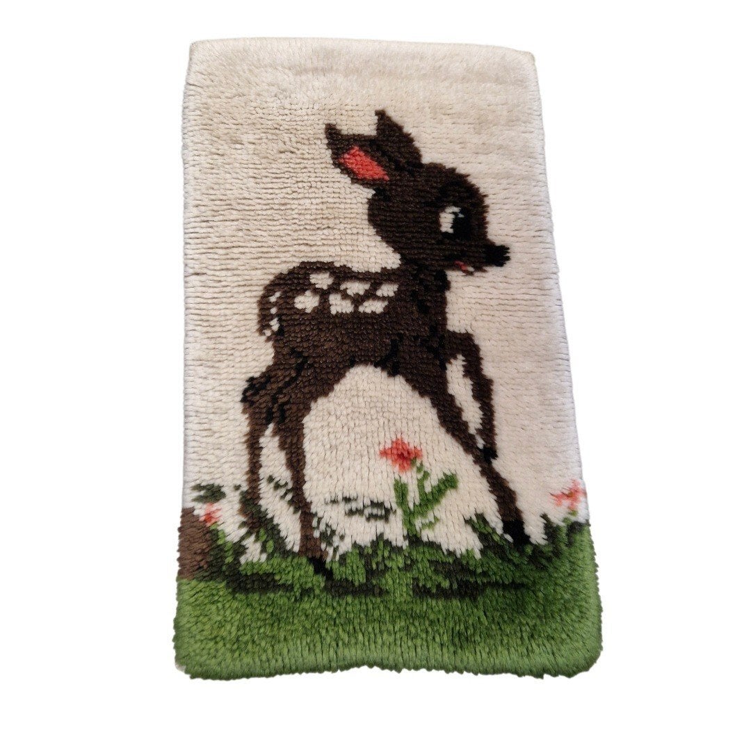 vintage kleedje jaren 50 / 60 wollen wandkleedje bambi hert, Verzamelen, Ophalen of Verzenden, Huis en Inrichting