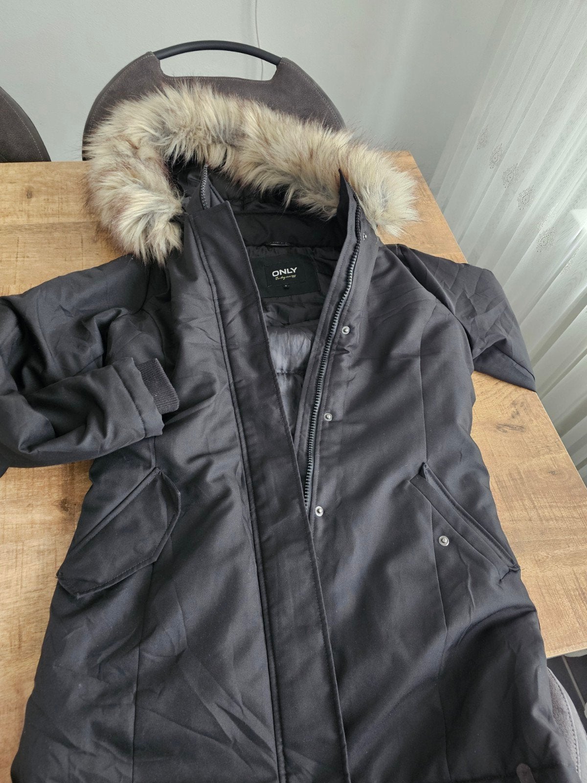 Zwarte Only winterjas met bontkraag, Kleding | Dames, Only, Zwart, Ophalen of Verzenden, Zo goed als nieuw