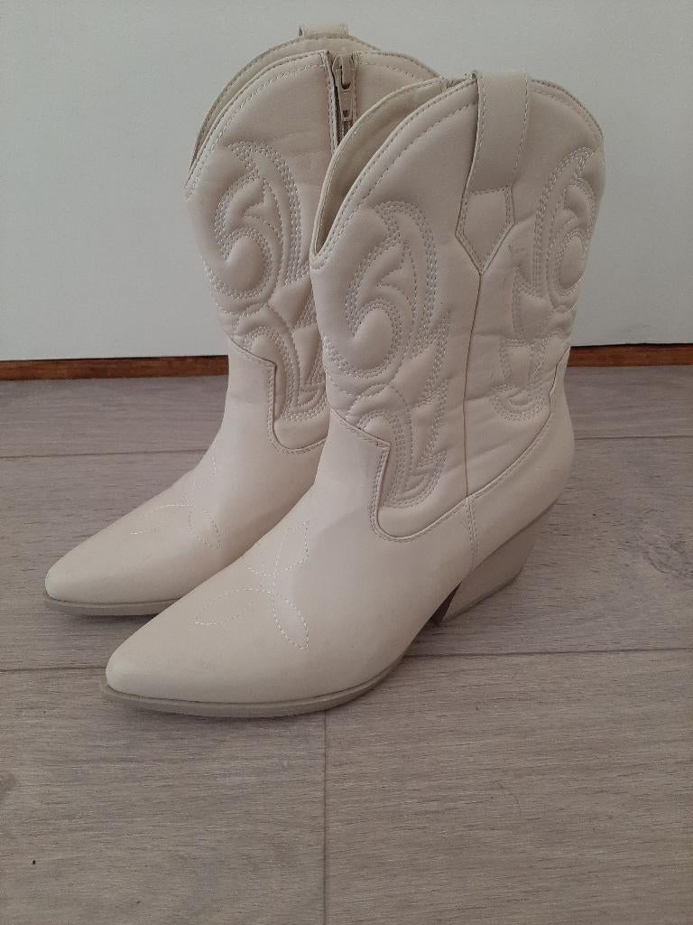 Laarsjes Cowboy laarzen Most Wanted maat 42, Kleding | Dames, Schoenen, Ophalen, Gedragen, Overige kleuren