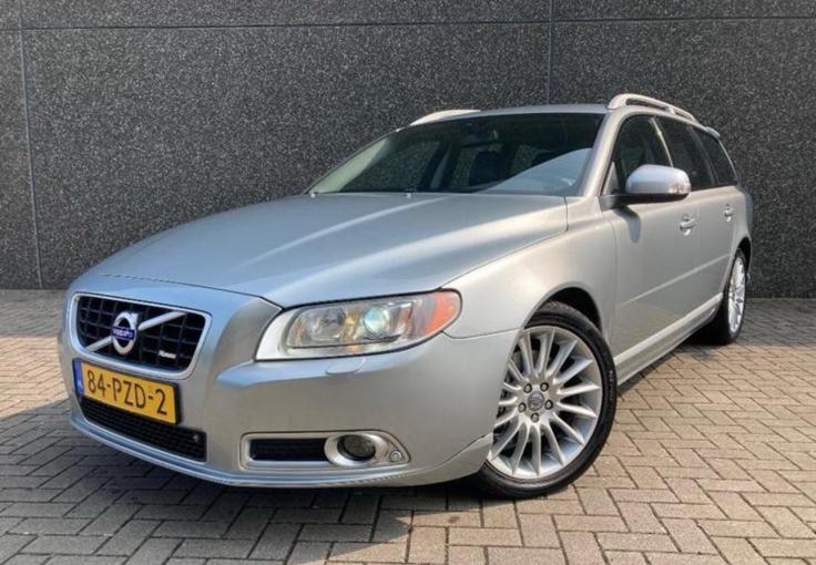 Volvo V70 2.0 T R-design 2011 Grijs, Auto's, 1800 kg, 4 cilinders, Stationwagon, Handgeschakeld