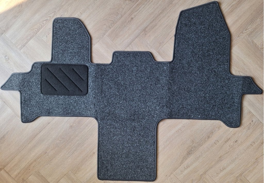Cabinemat Ford Transit automaat 2014-2022 | antraciet, Buurserstraat 15 A, 7481 EG,Haaksbergen, Ophalen of Verzenden, Info@123CamperOnderdelen.nl