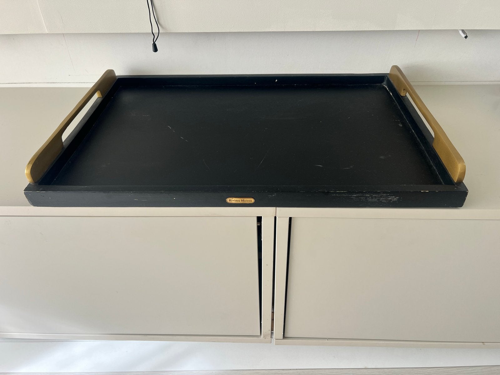 Riviera Maison Dienblad Zwart met Gouden Handvatten, Ophalen, Gebruikt, Dienblad, Met handvatten