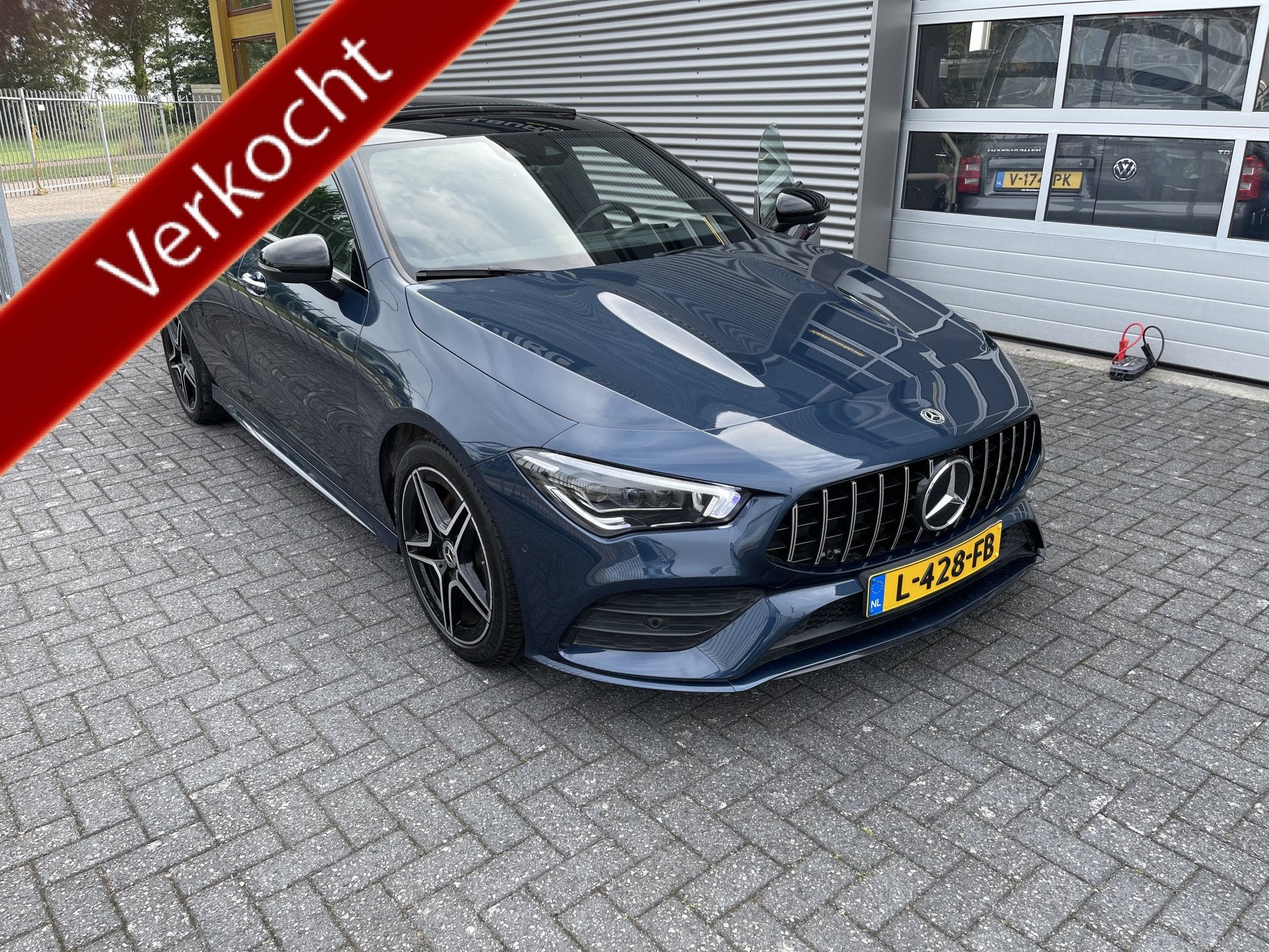 Mercedes-Benz CLA-Klasse 200 Business Solution AMG, Auto diversen, Schadeauto's, Blauw, Mercedes-Benz, Sedan, Robbertsmatenstraat 24
8081HL  ELBURG, NL