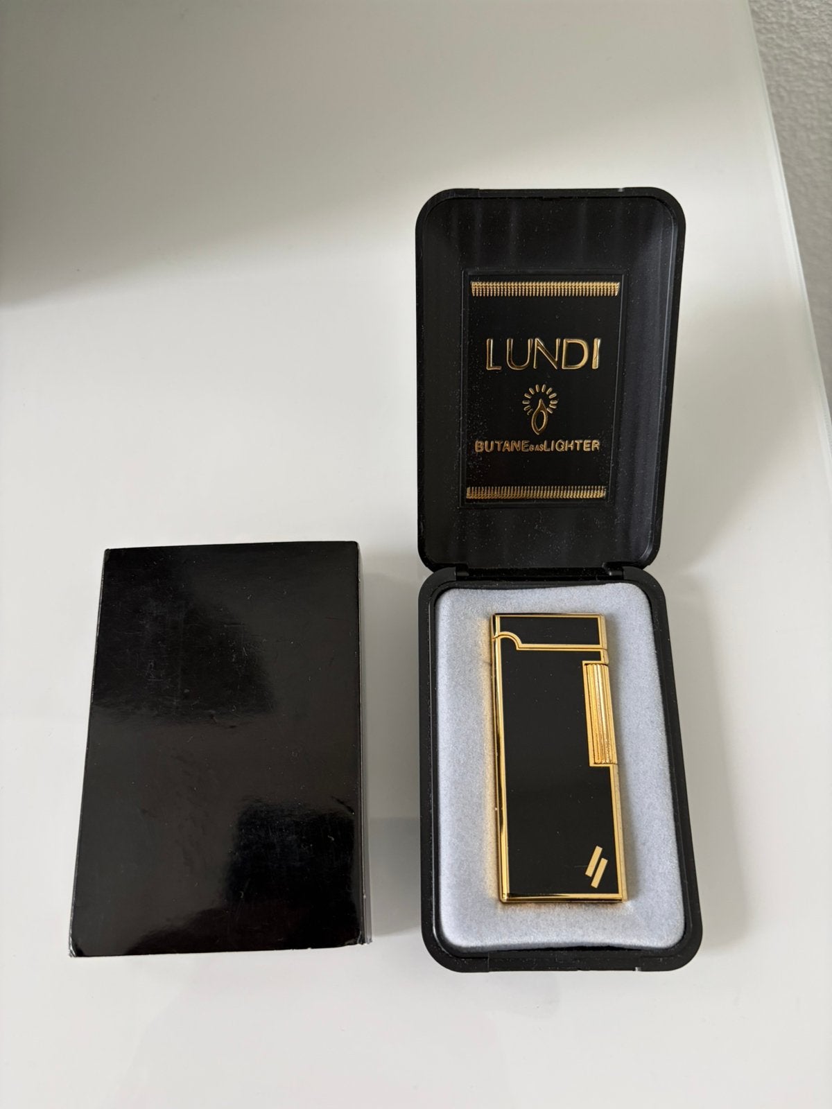 Vintage Air Holland Lundi Aansteker*80s Dunhill stijl*, Verzamelen, Ophalen of Verzenden, Nieuw, Aansteker