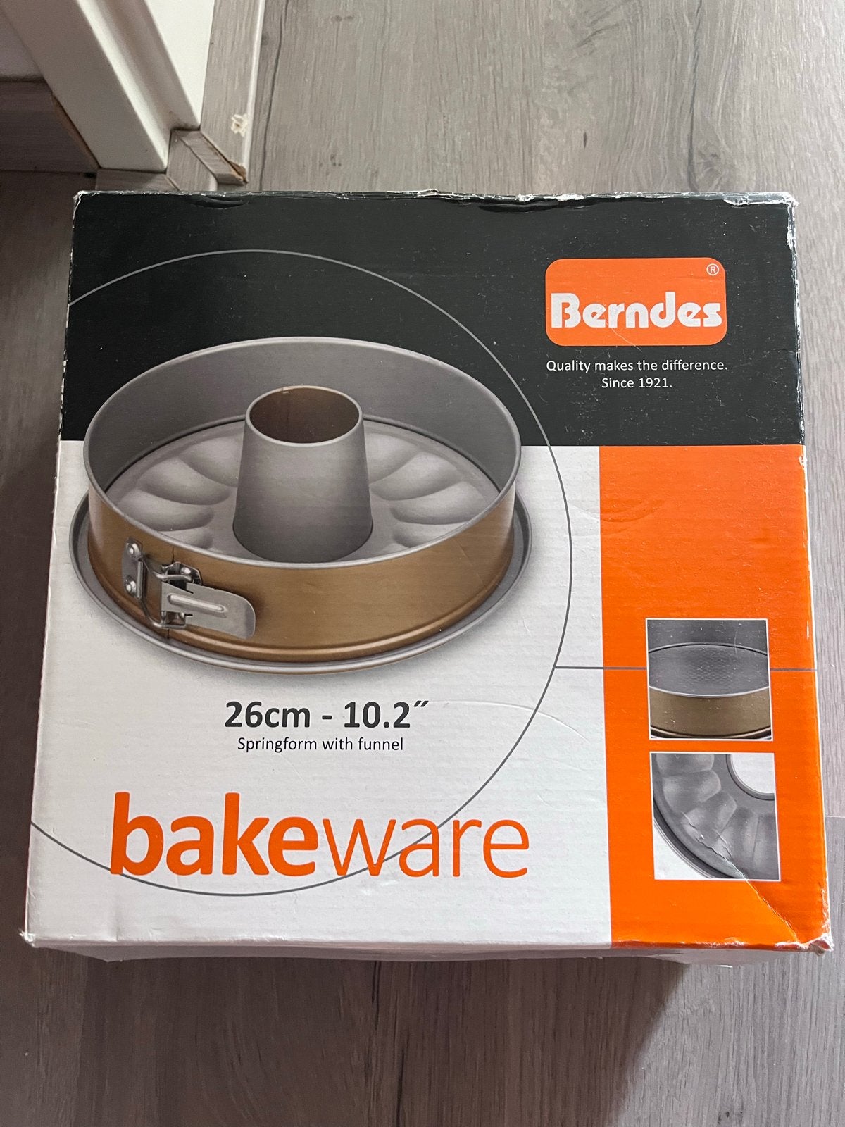 Berndes Springform met trechter - 26cm, Overige typen, Goud, Nieuw, Ophalen of Verzenden