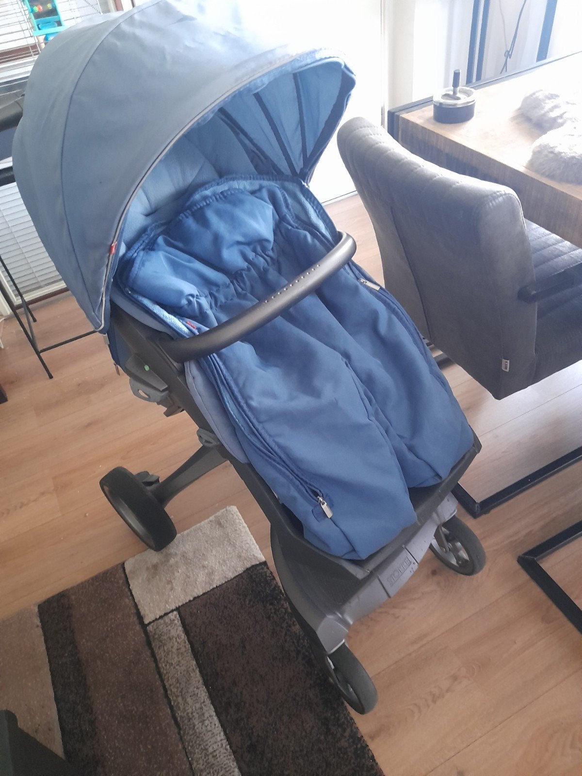 stokke kinderwagen, Ophalen, Zo goed als nieuw