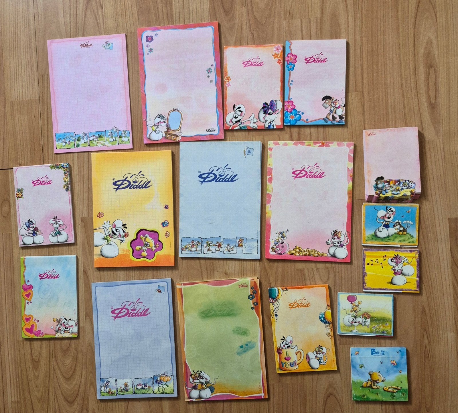 Diddle verzameling notitie blokjes A5 A6 en kleine, Verzamelen, Diddl, Zo goed als nieuw, Papier, Kaart of Schrift, Diddl, Ophalen of Verzenden