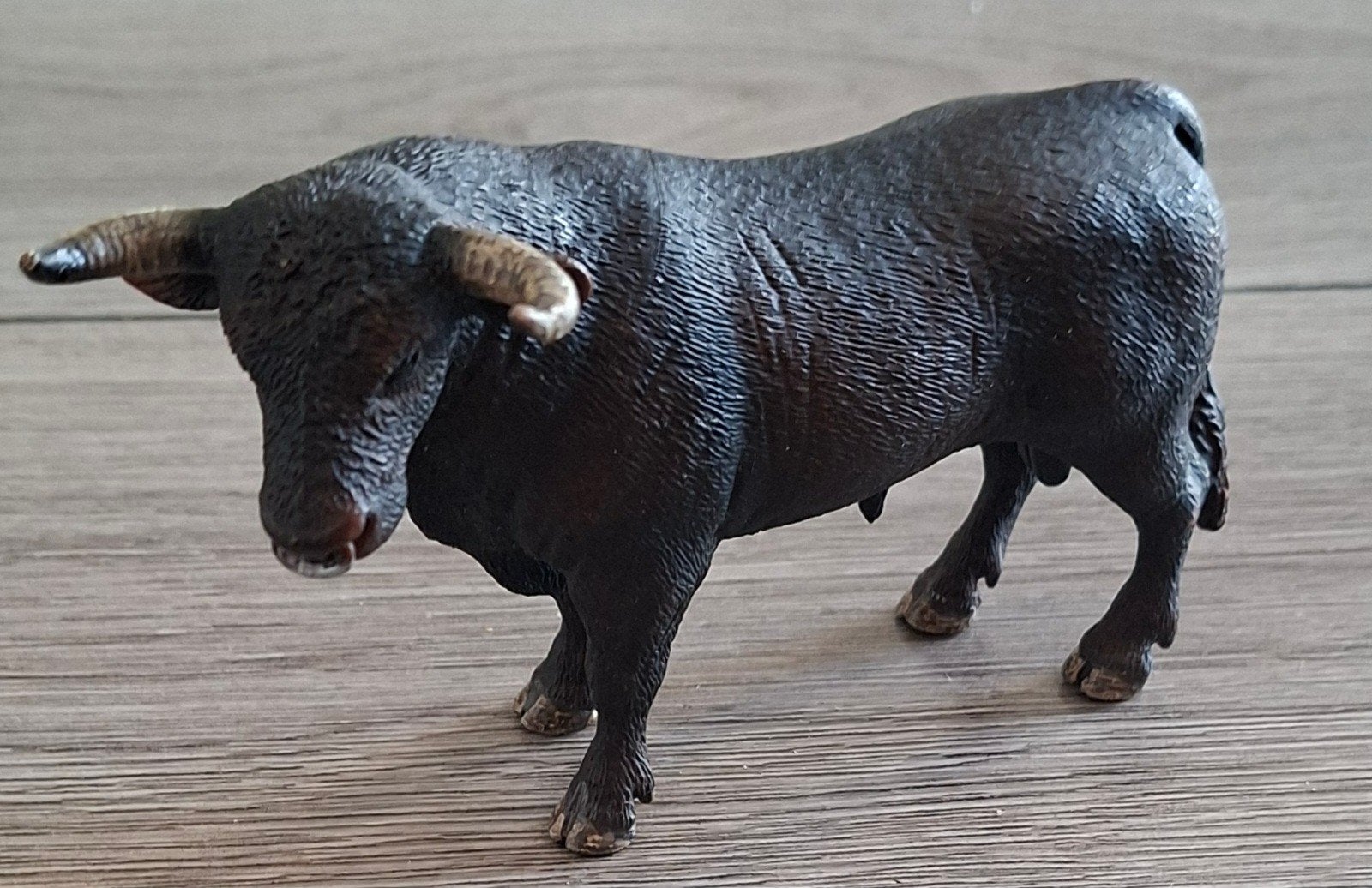 schleich stier, Ophalen of Verzenden, Zo goed als nieuw, Boerderijdier, Beeldje of Figuurtje