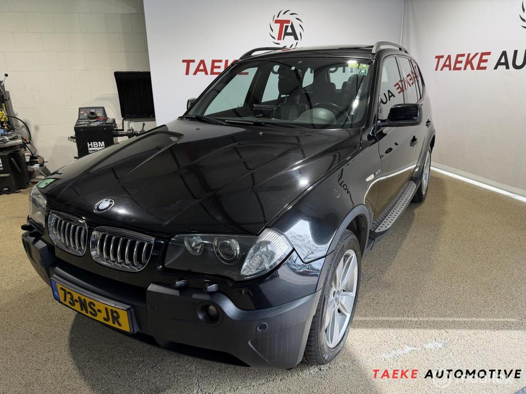 BMW X3 3.0i Executive AUT/Clima/Cruise/Pano, Automaat, Gebruikt, 2000 kg, Zwart