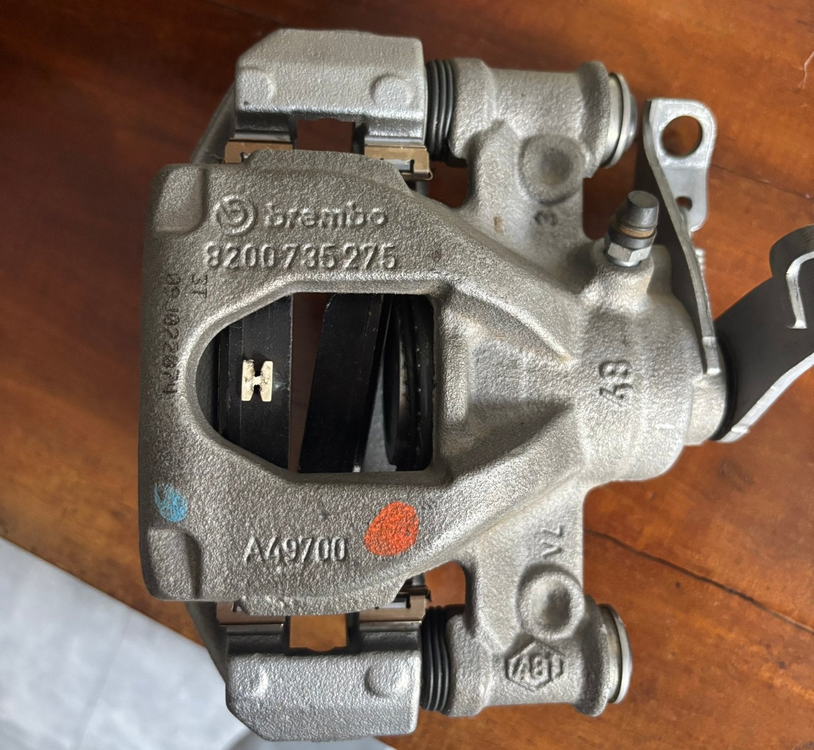 Remklauw links achter. Renault master III/Opel Movano B, Ophalen, Nieuw, Renault