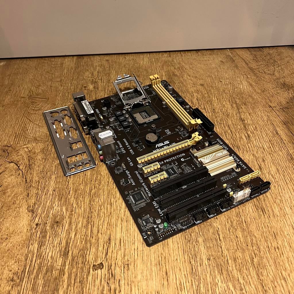 ASUS H81-PLUS ( LGA 1150 ), Computers en Software, Moederborden, Ophalen of Verzenden, Gebruikt, Intel, DDR3