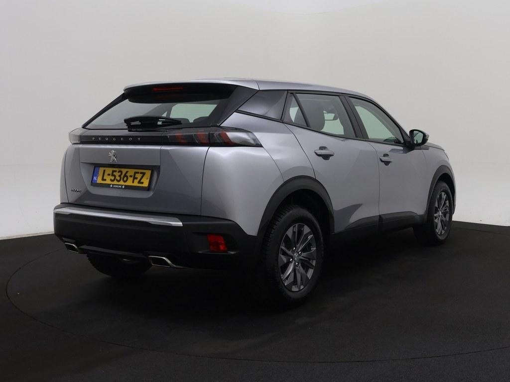 Peugeot 2008 1.2T 130pk Active Pack Nav/Camera/Ecc/Carplay, Auto's, Voorwielaandrijving, Stof, Gebruikt, Euro 6