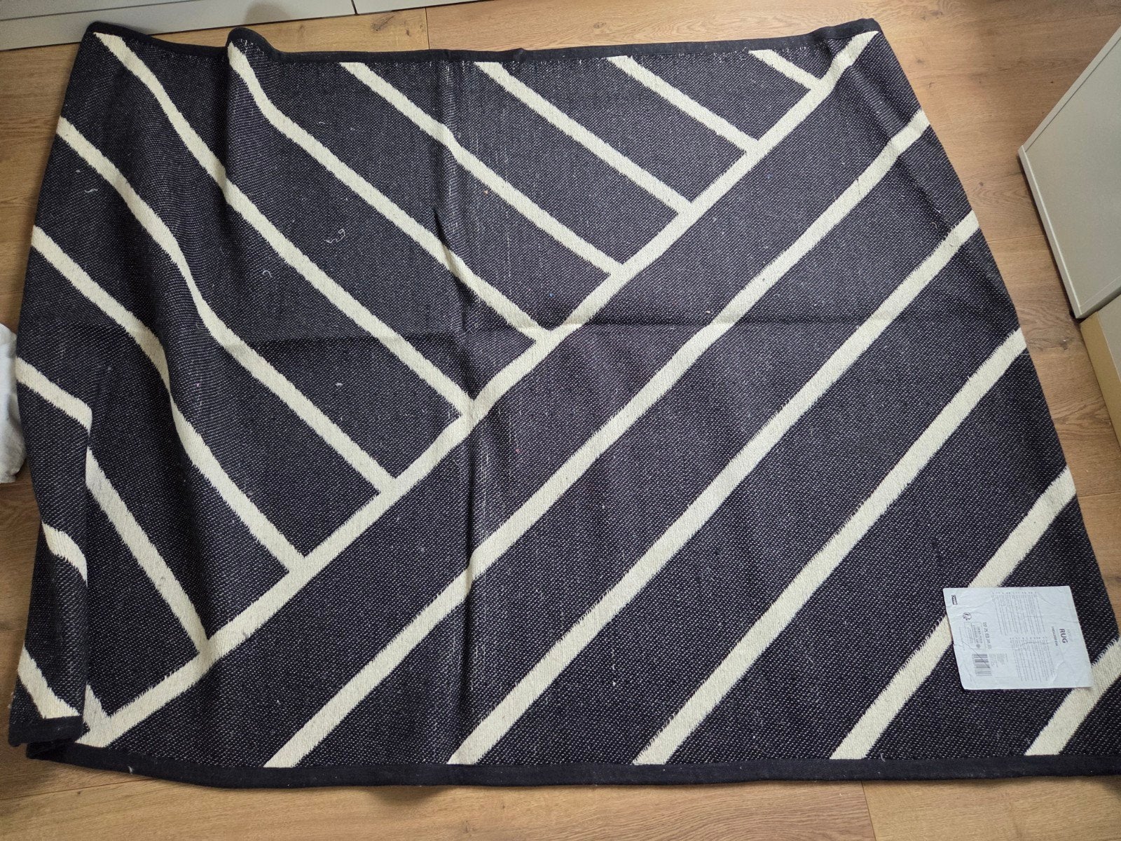 MOGUP Vloerkleed 140x200 cm - Zwart/Wit Geometrisch, Huis en Inrichting, Stoffering | Tapijten en Kleden, Ophalen, Gebruikt, 100 tot 150 cm
