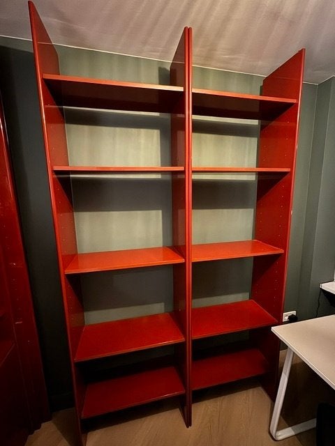 Italiaanse design boekenkast jaren 70 – rood/oranje lak, Ophalen, Overige materialen, Gebruikt, 100 tot 150 cm