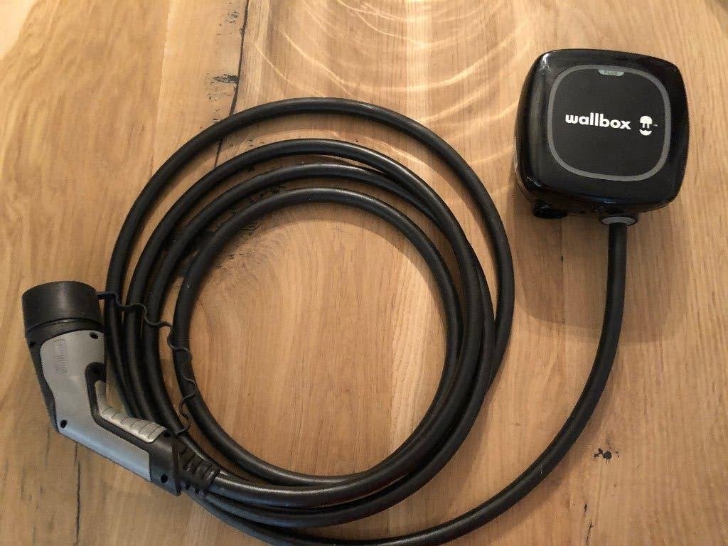 Wallbox plus ev lader met vaste kabel, Ophalen, Zo goed als nieuw, Laadpaal