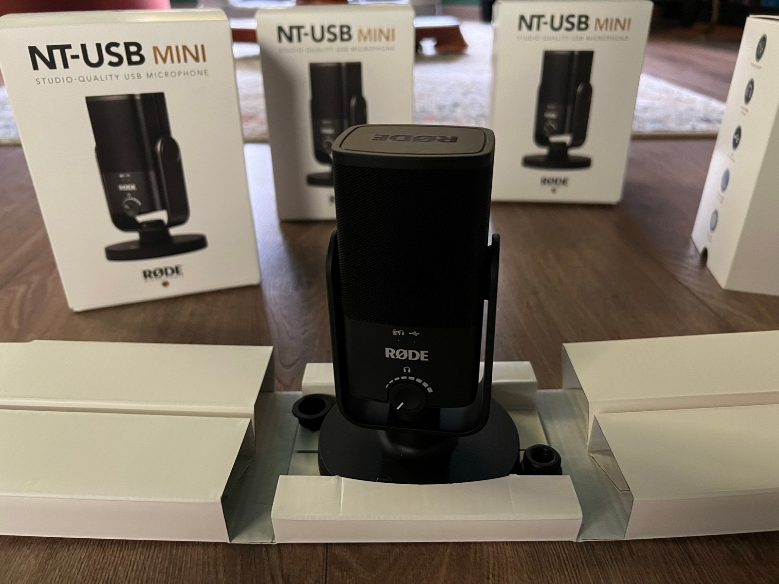 Rode NT-USB Mini Studio Microfoon - Nieuw in doos, Ophalen of Verzenden, Zo goed als nieuw, Studiomicrofoon