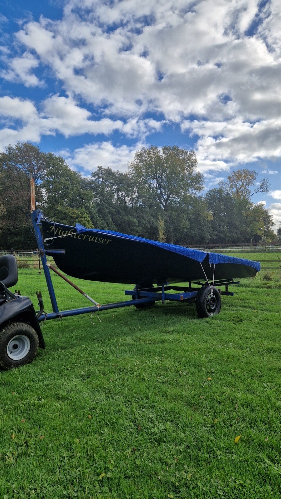 Sloep met trailer en Tomos 4 pk 2-takt buitenboordmotor, Ophalen, Gebruikt, 4 m, 4 pk