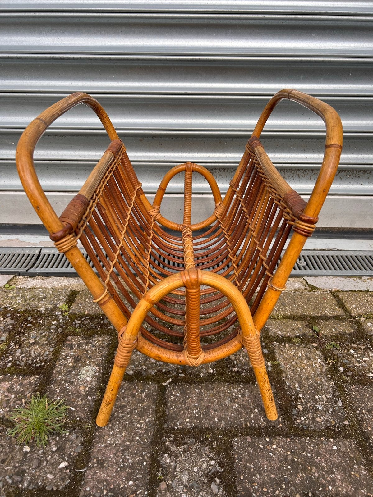 Vintage rotan tijdschriftenrek / krantenbak, Ophalen, Gebruikt, ., .