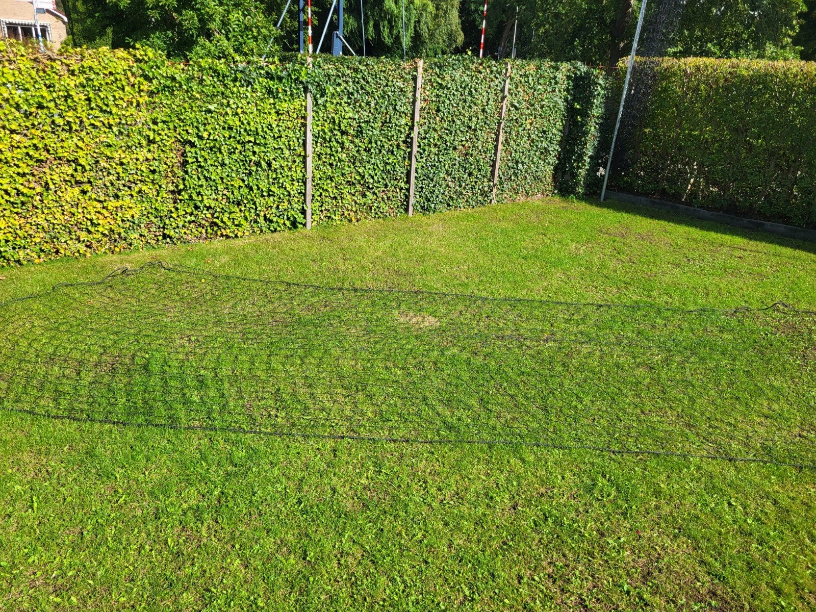 Zwart net voor sport of tuin ballenvanger aanhangernet, Ophalen