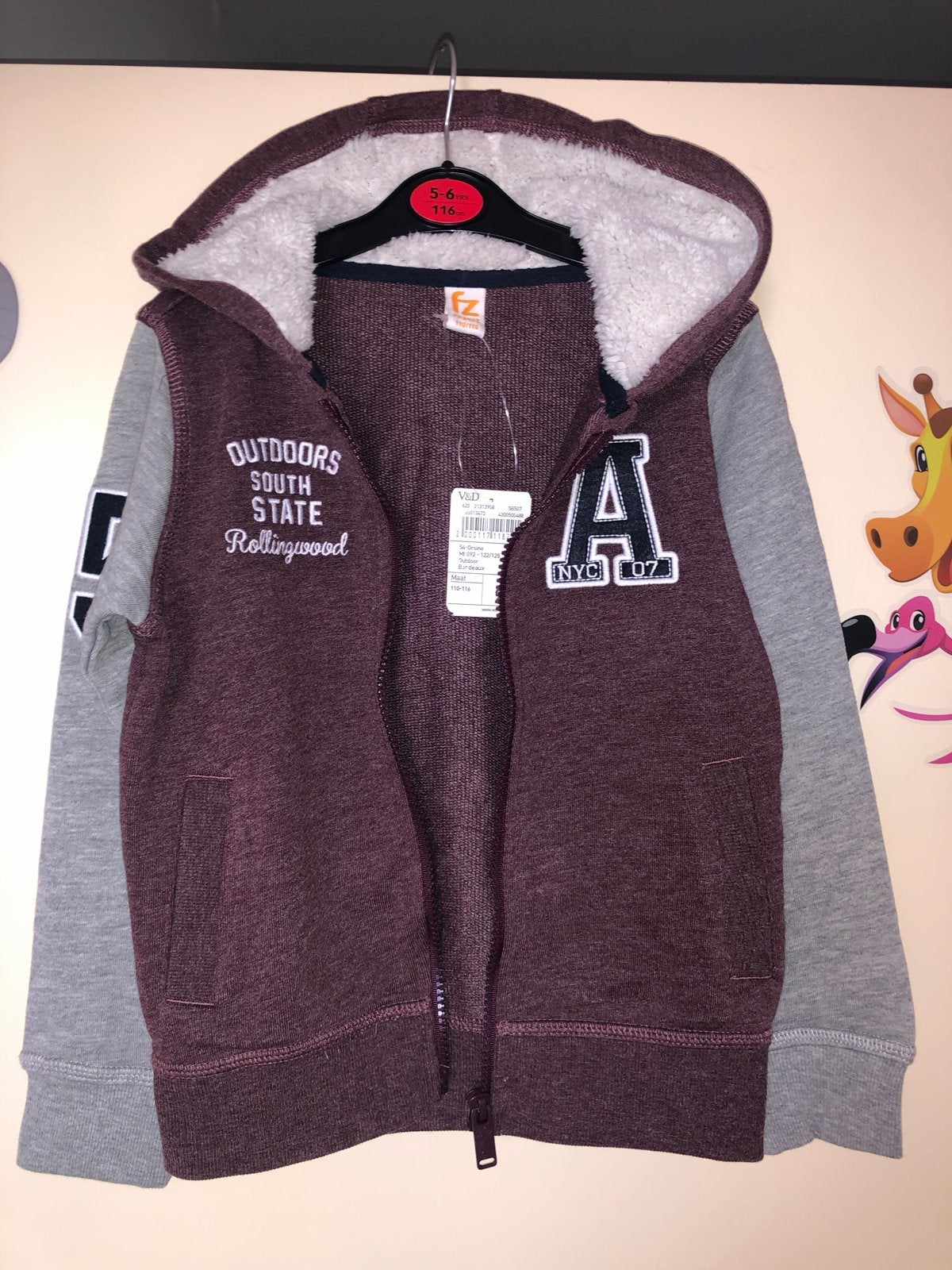 Stoere jongens hoodie met rits en teddy voering maat 110-116, Ophalen of Verzenden, Nieuw, Jongen of Meisje, Trui of Vest