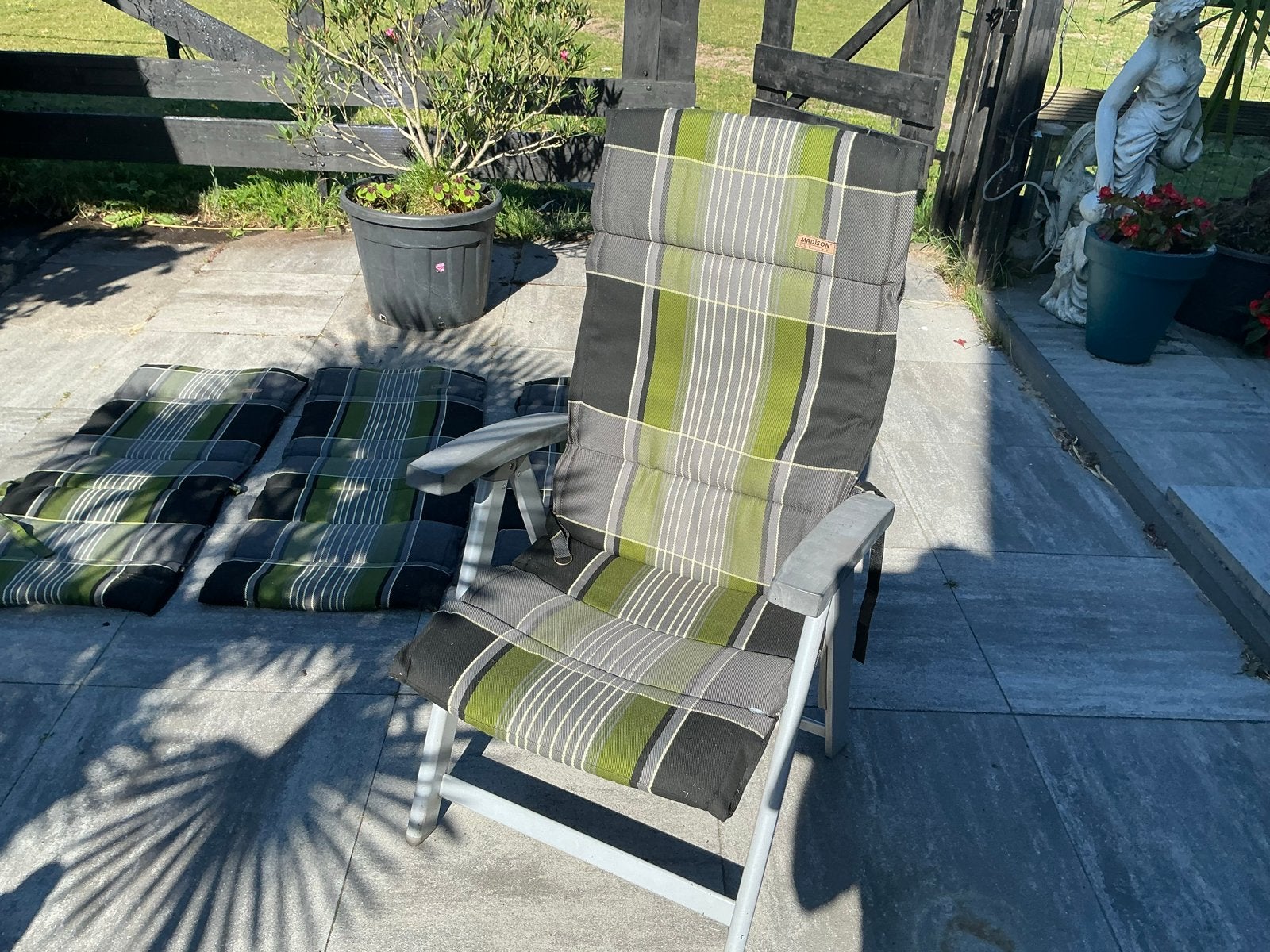4x Tuinstoelkussens geruit groen/grijs MADISON., Tuin en Terras, Tuinmeubel-accessoires, Zo goed als nieuw, Ophalen