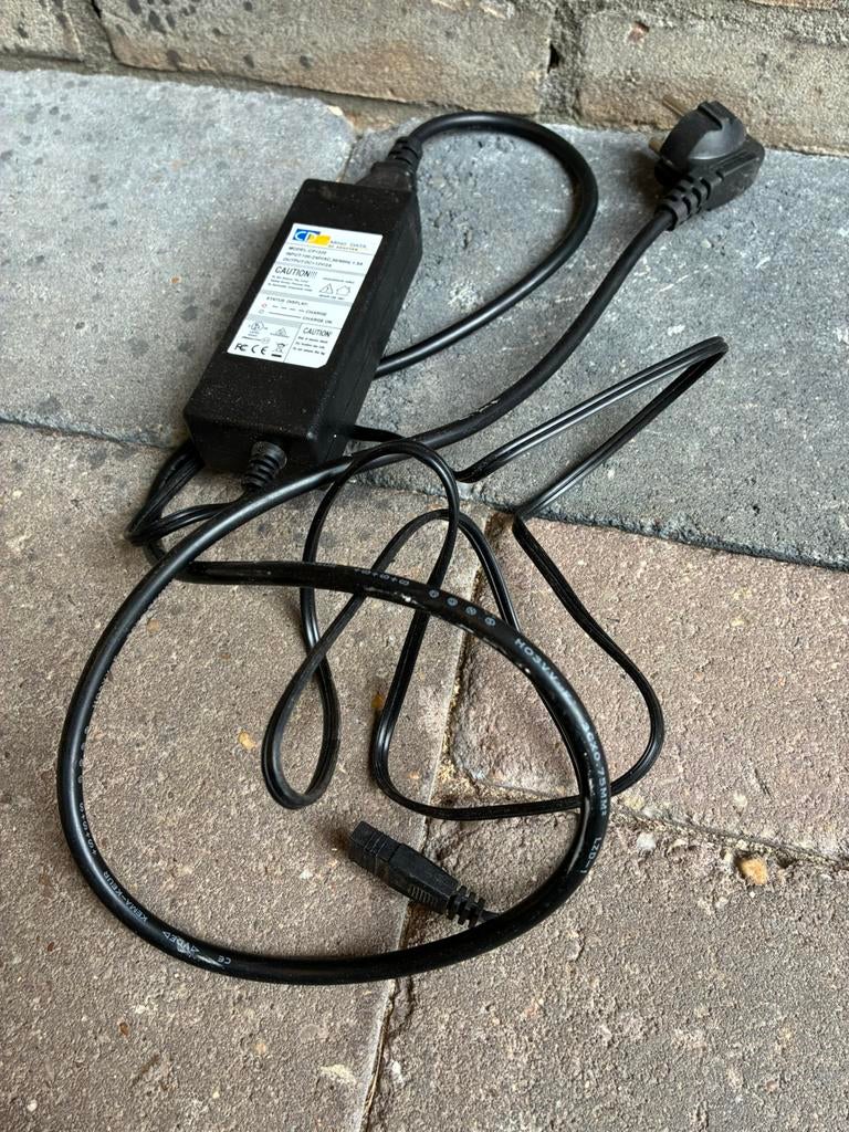 Watertender oplader, Ophalen of Verzenden, Zo goed als nieuw