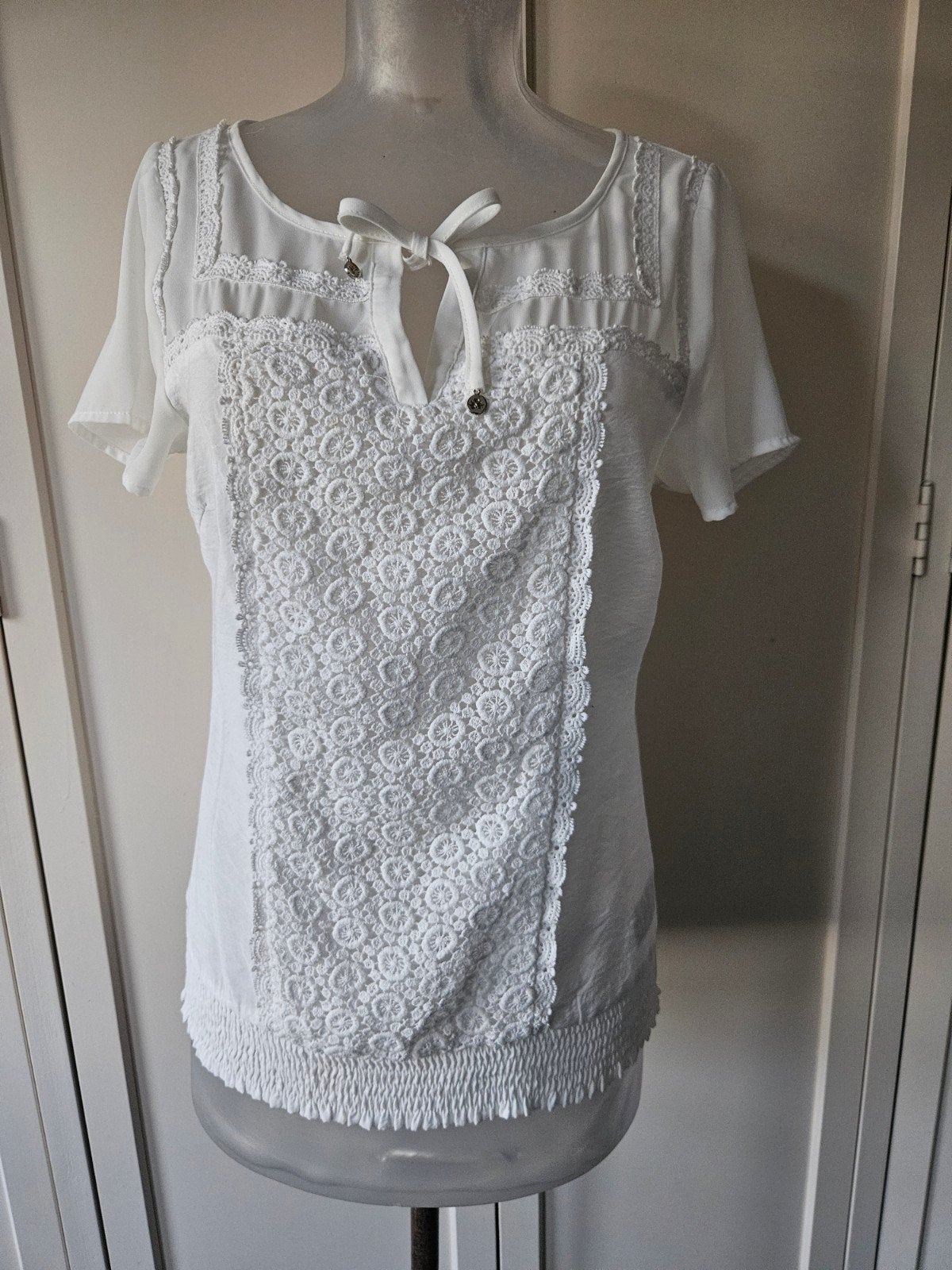 Tramontana blouse
maat S zgan, Maat 38/40 (M), Wit, Ophalen of Verzenden, Zo goed als nieuw