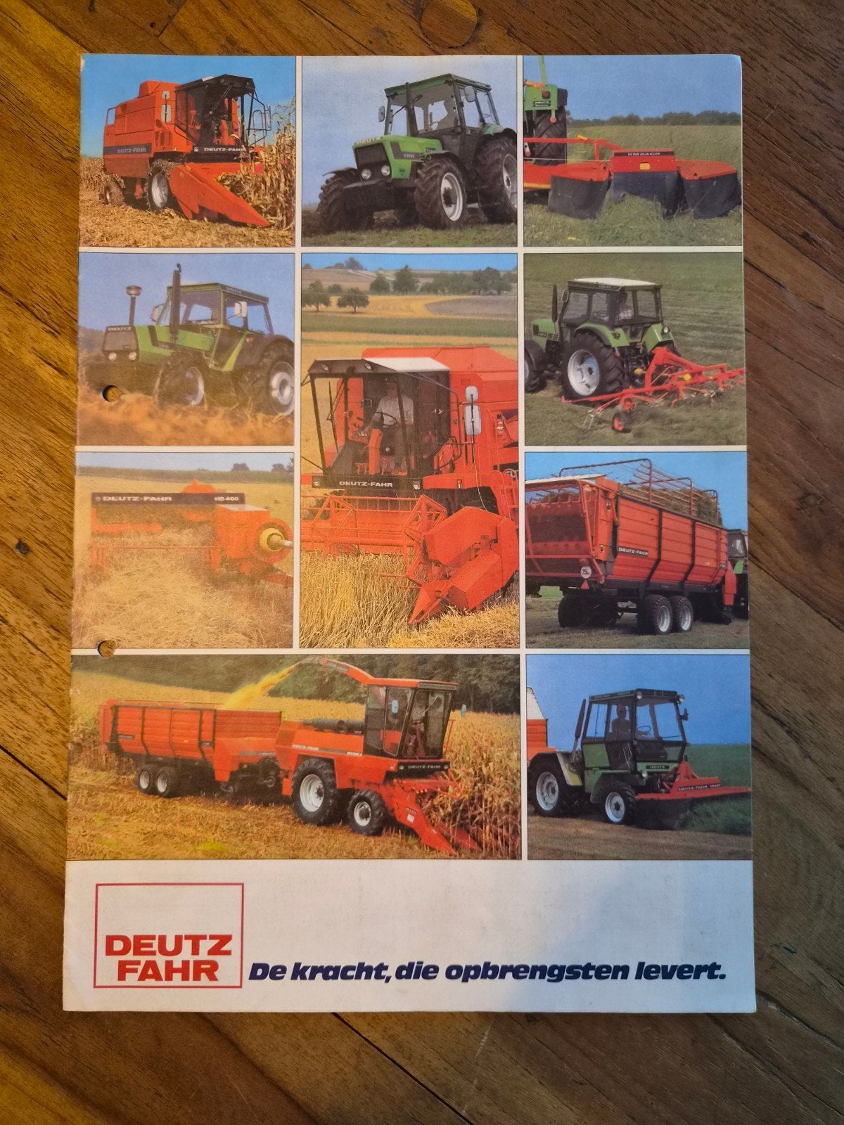 tractor folder Deutz-Fahr de kracht, die opbrengsten levert, Boeken, Ophalen of Verzenden