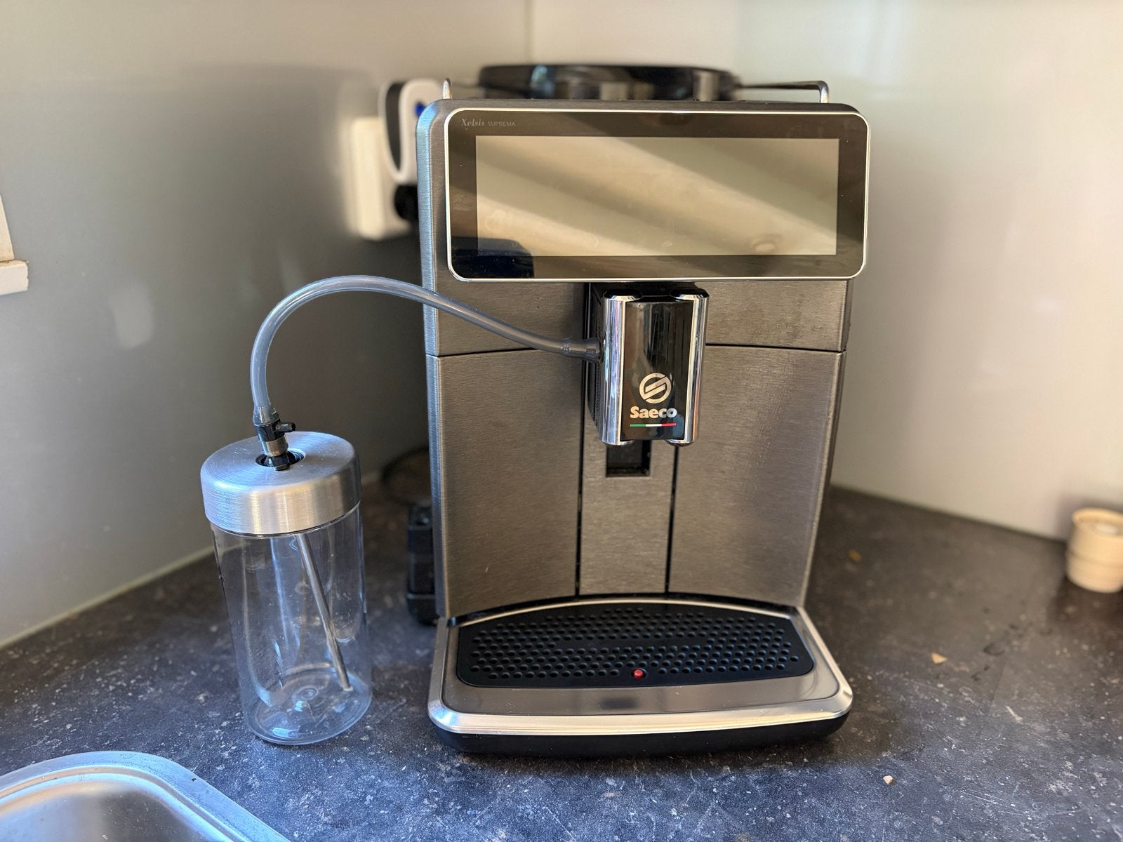 Saeco Xelsis Suprema volautomatische koffiemachine, Witgoed en Apparatuur, Koffiezetapparaten, Ophalen, Afneembaar waterreservoir