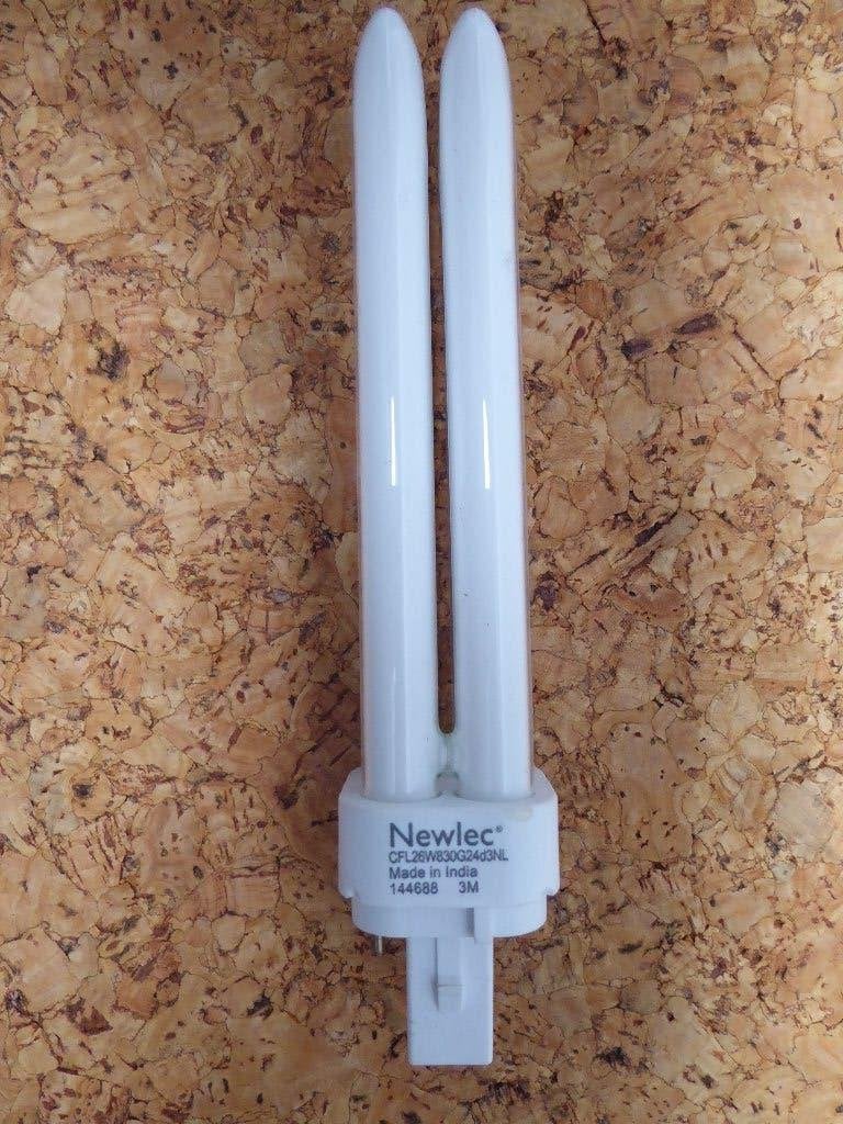 Newlec | master | PL-C | 26W - 830 warm wit | 2 pin | nieuw, Nieuw, Overige fittingen, Ophalen of Verzenden, Spaarlamp