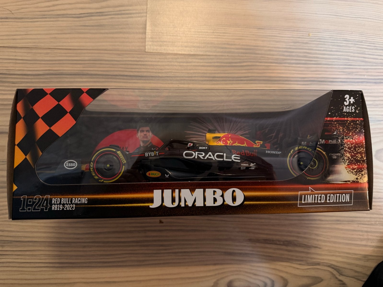 Bburago Red Bull Racing RB19-2023 Max Verstappen 1:24, Hobby en Vrije tijd, Modelauto's | 1:24, Ophalen of Verzenden, Nieuw, Auto