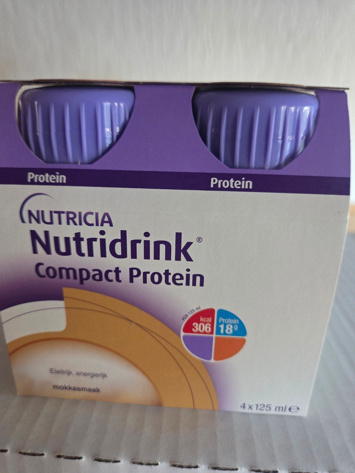 Nutriënten drink Compact protein Mokka 96 flesjes120 euro, Diversen, Ophalen