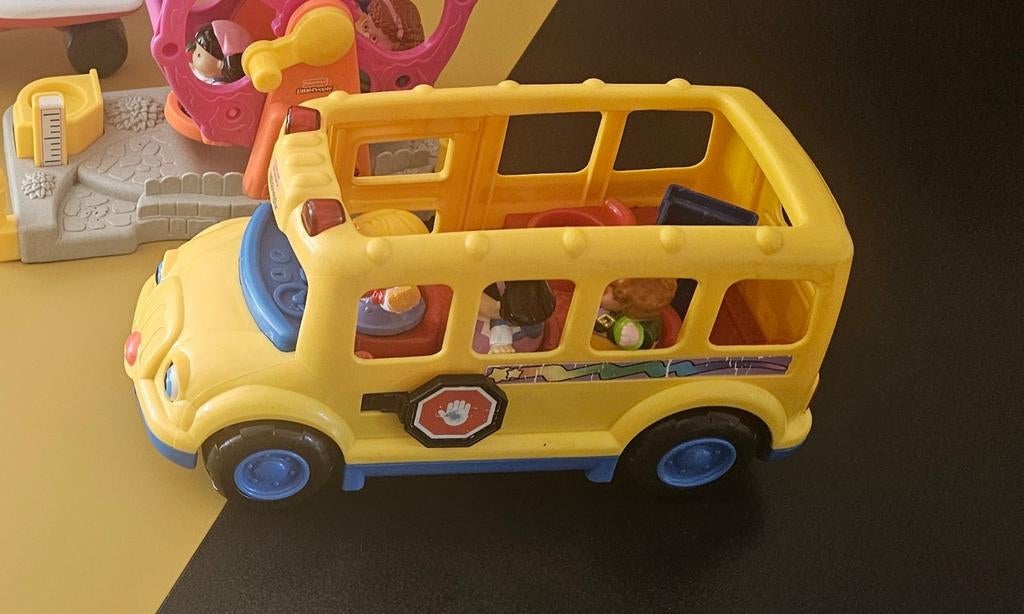 Fisher price speelgoed, Ophalen