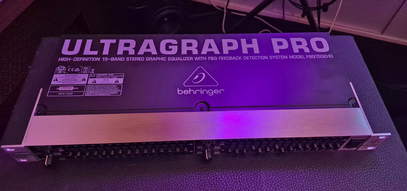 Behringer Ultragraph Pro FBQ1502HD Equalizer, Ophalen of Verzenden, Zo goed als nieuw, Equalizer