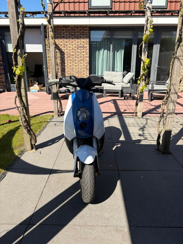 Peugeot ludix, Fietsen en Brommers, Scooters | Peugeot, Ophalen, Tweetakt, Maximaal 45 km/u, Zo goed als nieuw